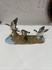 VTG Flying Canadian Geese By Andrea By Sadek 6638 Porcelain Hand Painted Read picture