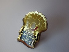 Vintage Collector Madame Est Servie Pin's / Lot H019 picture