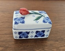 Delft tulip trinket box 2