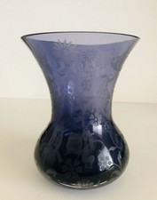 Etched Flower Pattern Purple Amethyst Glass Vase 5.5