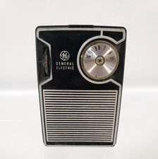 Vintage General Electric P885W transistor radio - Not working picture
