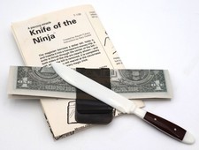 Knife of the Ninja (T-139) by Atsushi Fukano and Tenyo Magic picture