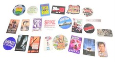 Vtg 90s Movie Promo VHS Release 23 Pinback Button Lot Free Willy Jingle all Way picture