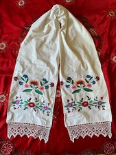 Vintage Ukrainian Embroidered Rushnik Floral Table Runner Crochet Lace Folk Art picture