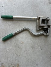 VINTAGE GREENLEE 709 1-5/8” FLEX GRIP STUD PUNCH USED picture
