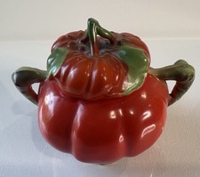 Royal Bayreuth Tomato theme Covered Sugar Bowl Double Handle with lid picture