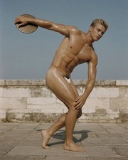 Gay Interest Male White Muscular Discus Thrower Posing Pouch Beefcake M006222 picture