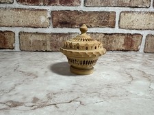 Handarbeit Vintage German Hand Carved Wood Filigree Trinket Box with Lid 3.5