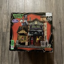 Lemax Spooky Town Hocus Focus Undead Portrait Studio Halloween READ DESCRIPTION picture