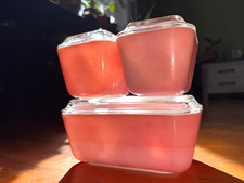 Vintage Pyrex Pink Glass Fridgie Storage Set W/ Clear Lids 3pc 502 & 501s picture