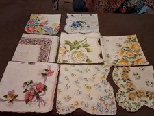 Vintage Lot 1960s And 70s Ladies Hankerchiefs And 1 Kitchen Towel Great Shape picture