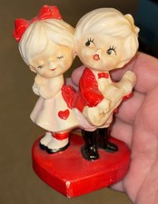 Lefton/Norcrest Era Valentines Boy Serenading Girl On Heart picture