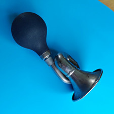 Vintage Metal Trumpet Vehicle Squeeze Horn with Black Rubber Bulb picture