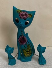 Vintage Norleans Blue Cat & Kittens Figurine - MCM Blue w/Pink Flowers - Eyelash picture
