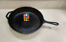 Vintage LODGE SK 12 Cast iron frying pan skillet 13.5