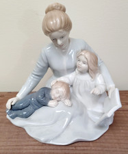 Vintage Avon A Mother's Touch 1984 Porcelain Collectible Figurine picture