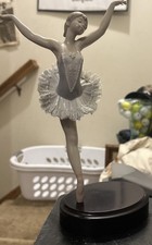LLADRO SPAIN Porcelain Ballerina Figurine Figurine Lace Tutu 1993 Vintage. picture