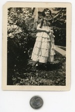 Vintage 1910's photo / YOUNG LADY in Fanciful Multi-Tiered Homemade Party DRESS picture