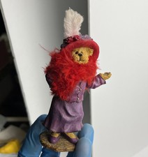 Boyds Bears Resin Ms Sassafrass...It's All About Me style 2277943 Red Hat No Box picture