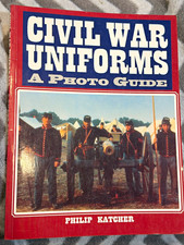 📚 Civil War Uniforms: A Photo Guide – Philip Katcher | Illustrated Paperback picture