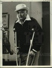 1976 Press Photo Norman Lear stars on Saturday Night Live, on NBC Television. picture