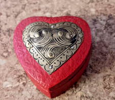 VTG Thailand Heart Shaped Trinket Box with Hand Tolled Metal Lid Mango Wood Base picture