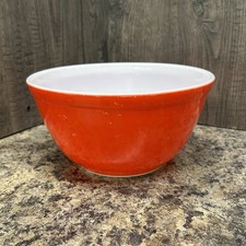 Vintage Pyrex Primary Red #402 Glass 1 1/2 Qt Nesting Mixing Bowl Made in USA picture