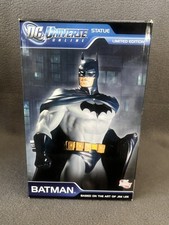 Batman DC Universe Online Statue DC Direct Jim Lee LE #1568/5000 Sealed picture