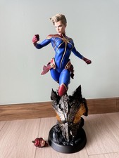 Sideshow Captain Marvel Exclusive 1:5 Scale Statue 819/1500 picture