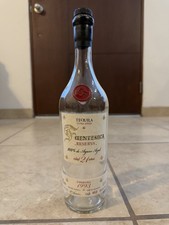 Tequila Fuenteseca Reserva 21 Años Cosecha 1993 Extra Añejo Bottle Limited Edit. picture