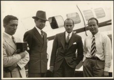 Group portrait showing an unidentified man 1932 AVIATION OLD PHOTO picture