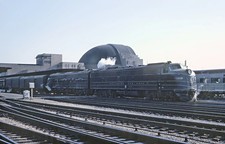 B&O EMD E8A No. 1438 w National Limited at Cincinnati April 1963 8.5 x 11 Photo picture