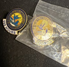 2 US Fish & Wildlife Service Volunteer Waterfowl Volunteer Lapel Pins 6000 Hours picture