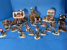 Greenbrier Gingerfrost Lane 2005 Vintage,  28 Pcs, Christmas Holiday Village (UB picture