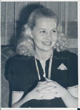 1939 Press Helen Von Kettler Beautiful Blonde Woman Smile Rare Antique Photo picture
