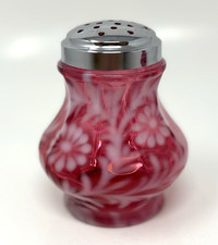 Vintage Fenton Sugar Shaker Cranberry Opalescent Daisy Fern #96 Muffineer picture
