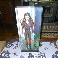 Barbie The Twilight Saga Breaking Dawn Part 2 Bella Doll Pink Label 2012 picture