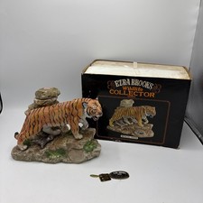 Vintage 1979 Ezra Brooks Tiger Decanter Empty Porcelain Liquor Bottle Bar Decor picture