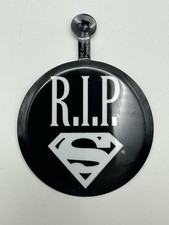Lot Of 3 Promotional Metal Badges - 2 Superman RIP & Millennium DC Comics MINT picture