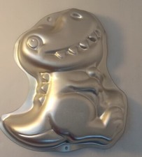 2008 Wilton Dinosaur Cake, Birthday Cake Pan 2108-1022 picture
