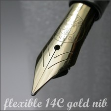 PELIKAN FLEXIBLE M400 VINTAGE OLD STYLE 14C 585 M MEDIUM GOLD NIB FOUNTAIN PEN picture