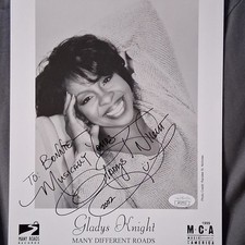 Gladys Knight signed 8x10 photo JSA Vintage picture