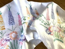 Vintage White Linen Tablecloth Hand Embroidered Flowers 105x105cms picture