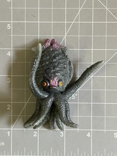 Iwakura 3.5 Mini Bullmark Vinyl Figure Sofubi Godzilla Gezora picture