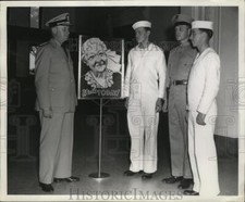 1942 Press Photo Rear Adm John Downes of US Naval Training Center & cadets picture