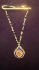 GOLD FBI NATIONAL ACADEMY FEDERAL BUREAU OF INVESTIGATIONS PENDANT & TIE CLASP picture