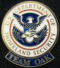 TSA Team Oak Oakland CA Transportation Security Administration Lapel Pin picture