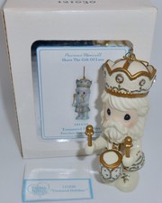 2011 Precious Moments TREASURED HOLIDAYS Annual Nutcracker Ornament 121030 H70 picture
