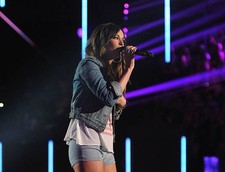 Singer Kacey Musgraves performs at the 2013 CMT Music awards at Bri- Old Photo 3 picture