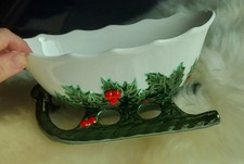 Vintage Lefton White & Green Holly Berry Sleigh 8